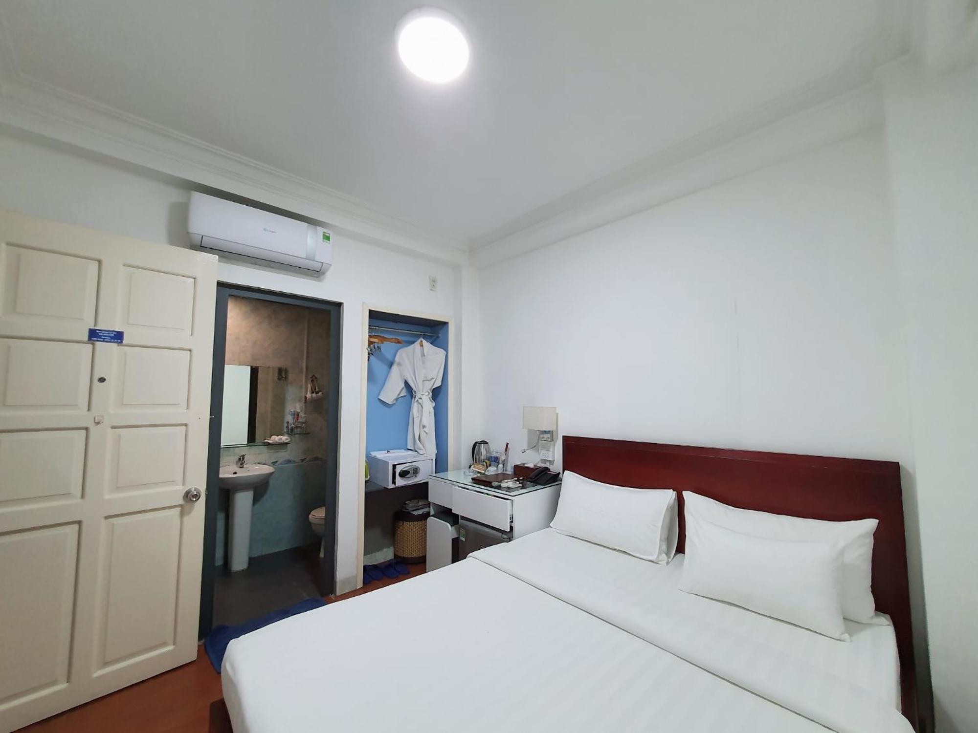 A25 Hotel - 22 Nguyen Cu Trinh Хошимин Екстериор снимка