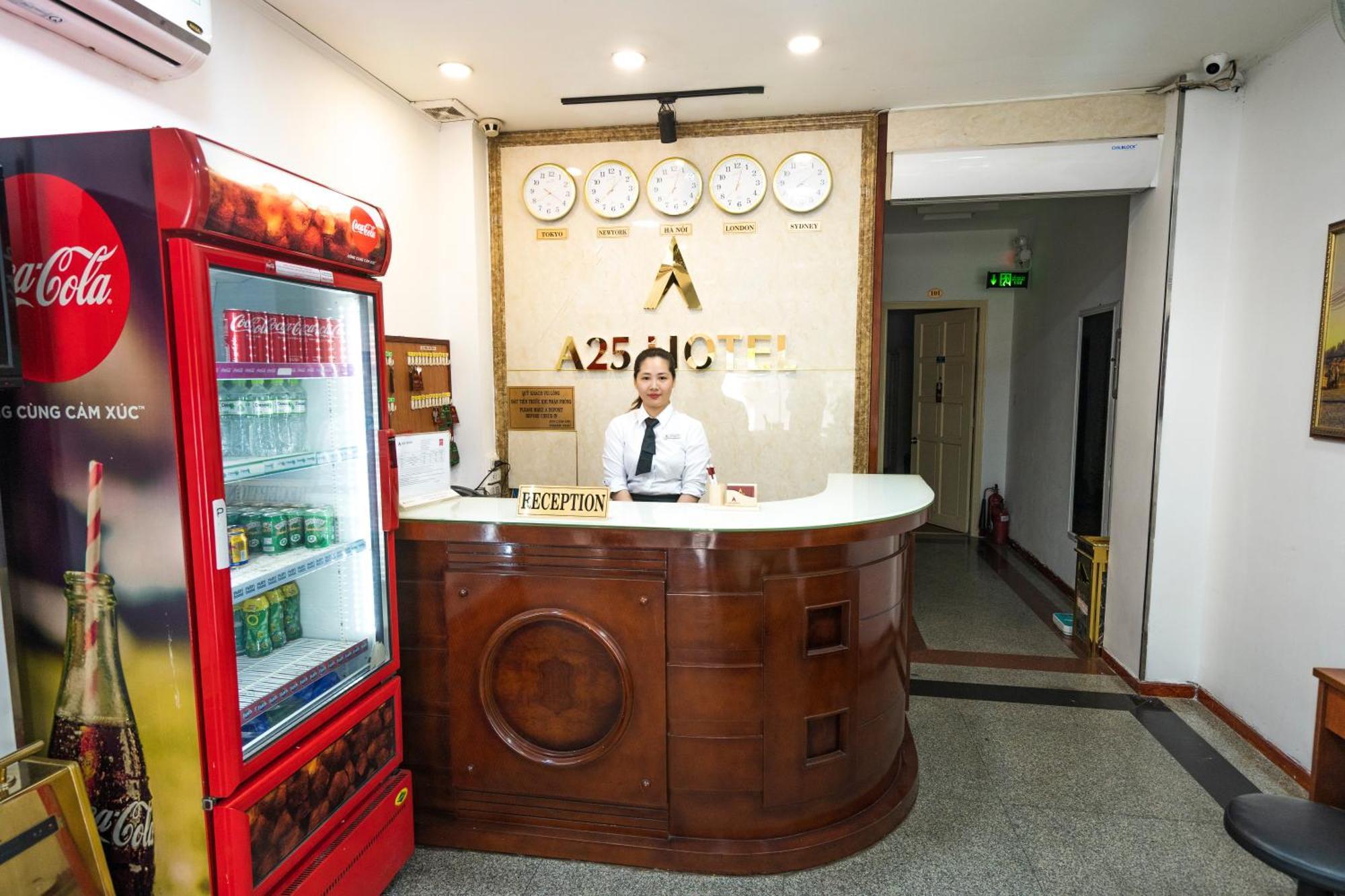 A25 Hotel - 22 Nguyen Cu Trinh Хошимин Екстериор снимка