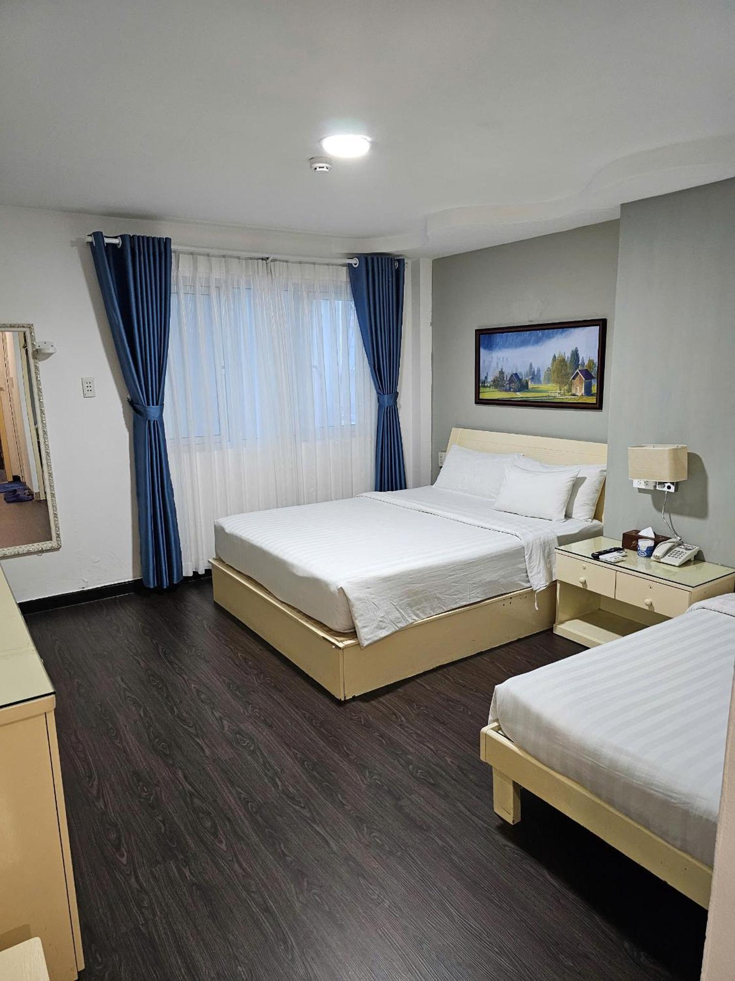 A25 Hotel - 22 Nguyen Cu Trinh Хошимин Екстериор снимка