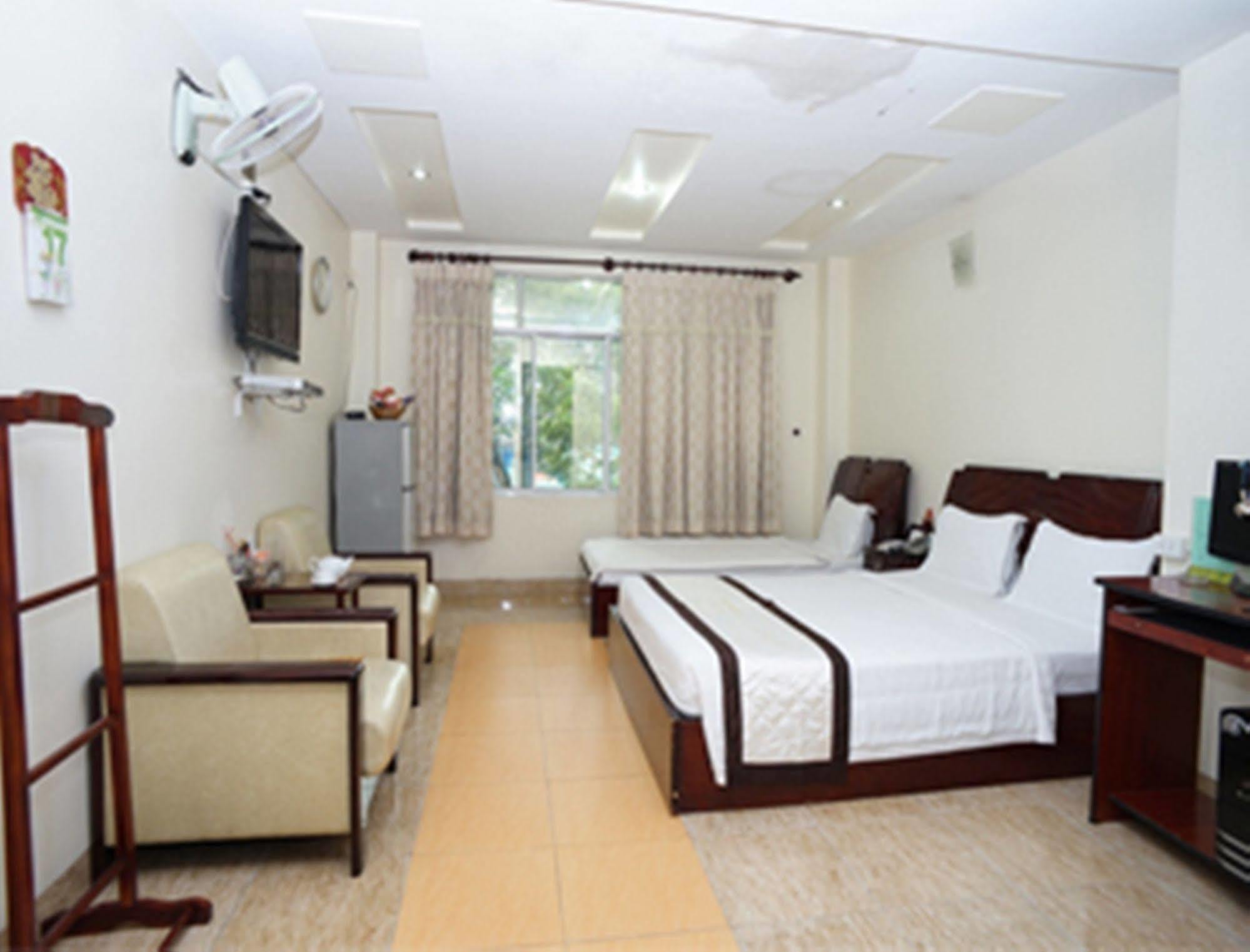 A25 Hotel - 22 Nguyen Cu Trinh Хошимин Екстериор снимка